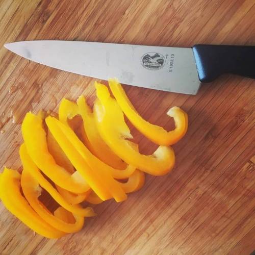 410 Victorinox Кухонный нож Standard Carving фото 2