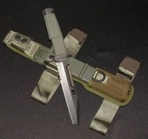 435 Extrema Ratio Нож с фиксированным клинком Extrema Ratio Fulcrum Mil-Spec Bayonet Green