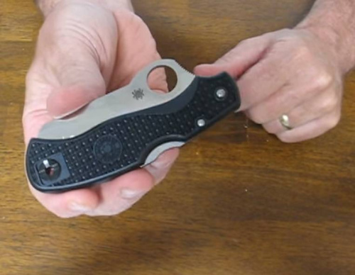 Складной нож Spyderco Rescue 79 mm 45SBK фото 4