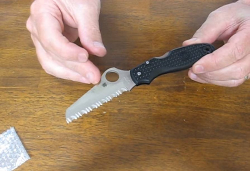 Складной нож Spyderco Rescue 79 mm 45SBK фото 2
